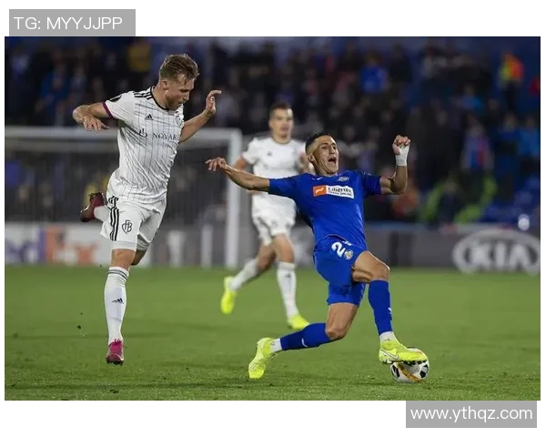 欧联杯激情对决巴萨5-0曼联点球大战瞬间点燃全场热情