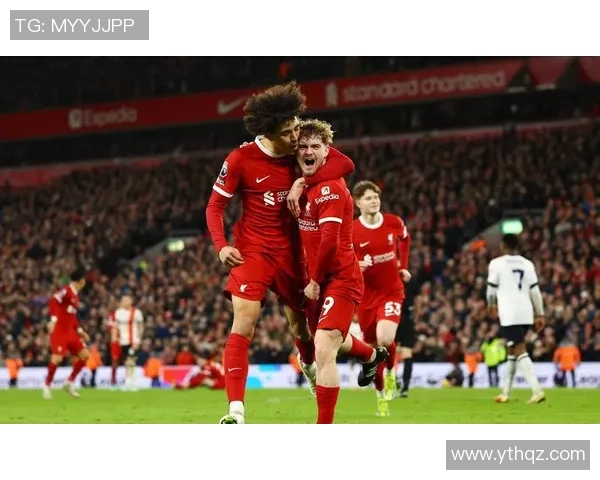 足总杯惊天逆转莱比锡大胜曼联引发全场震动与热议