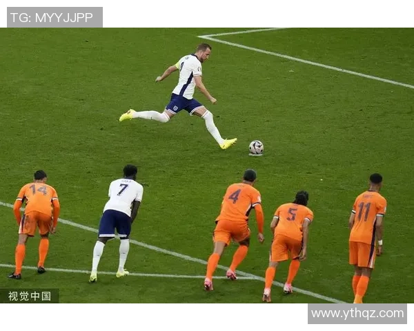 德甲精彩对决利物浦逆转波尔图引发争议判罚全场沸腾 德甲精彩对决利物浦逆转波尔图引发争议判罚全场沸腾