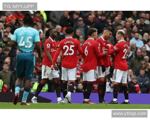 阿森纳友谊赛小胜曼联红牌事件引发全场热议与争论 阿森纳友谊赛小胜曼联红牌事件引发全场热议与争论